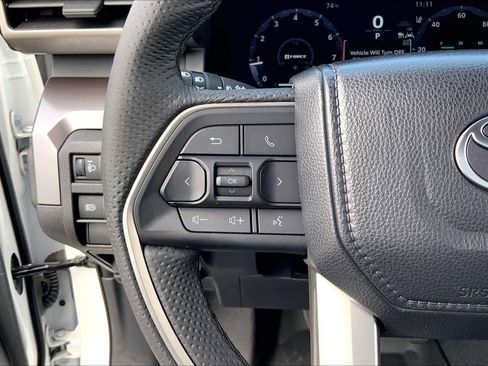 Used 2024 Toyota Tacoma TRD Off-Road image 22