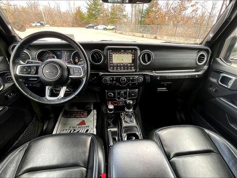 Used 2023 Jeep Wrangler Unlimited Rubicon 4xe w/ Steel Bumper Group image 21