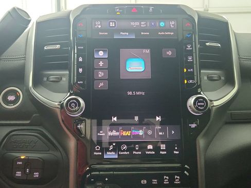 New 2026 RAM 2500 Laramie w/ Night Edition AWD/4WD image 23