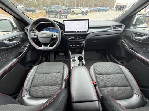 Used 2023 Ford Escape ST-Line Elite image 13