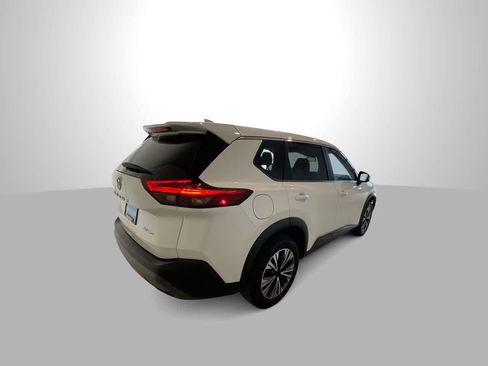 Used 2023 Nissan Rogue SV image 8