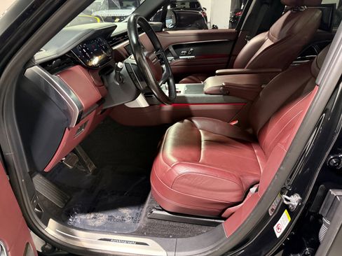 Used 2024 Land Rover Range Rover Long Wheelbase Autobiography image 33
