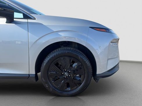 Used 2025 Nissan Murano SV image 31