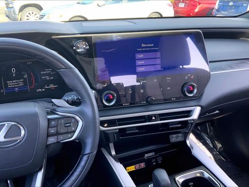 Used 2025 Lexus RX 350 Premium image 6