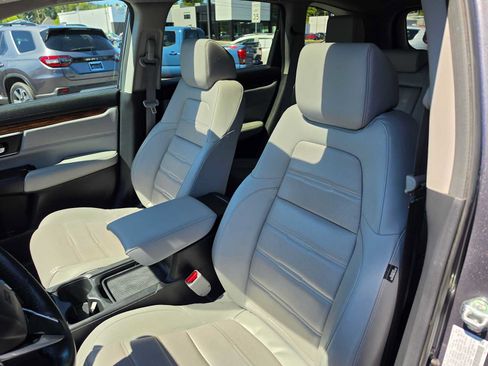 Used 2018 Honda CR-V Touring image 21