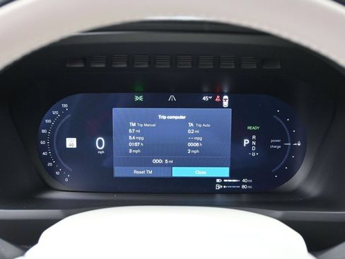 New 2026 Volvo XC90 T8 Ultra w/ Protection Package Premier AWD/4WD image 9