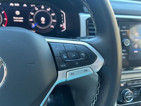 Used 2023 Volkswagen Atlas SE image 31