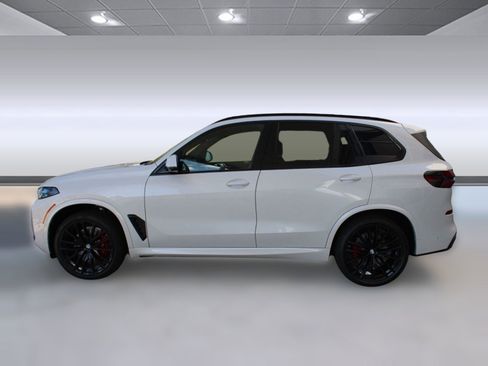 New 2026 BMW X5 sDrive40i w/ M Sport Package image 2