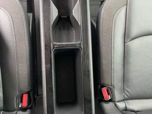 Used 2022 Nissan Pathfinder SL w/ SL Premium Package FWD image 13