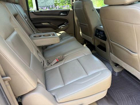 Used 2016 Chevrolet Suburban LT AWD/4WD image 37