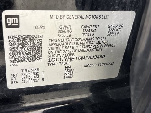 Used 2021 Chevrolet Silverado 1500 High Country w/ Technology Package image 9