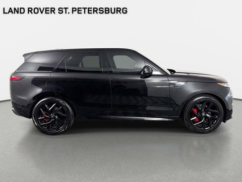 Used 2024 Land Rover Range Rover Sport Dynamic SE AWD/4WD image 4
