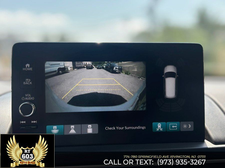 Used 2025 Honda Pilot Touring image 24