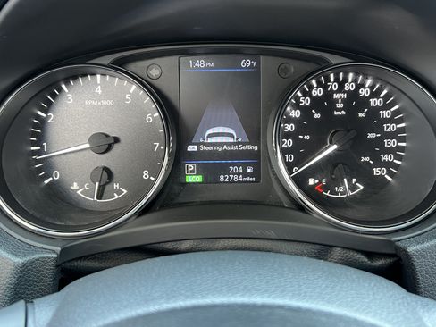 Used 2020 Nissan Rogue SV AWD/4WD image 30
