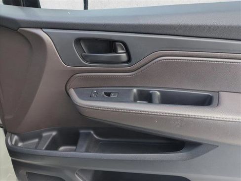 Used 2019 Honda Odyssey EX-L image 24
