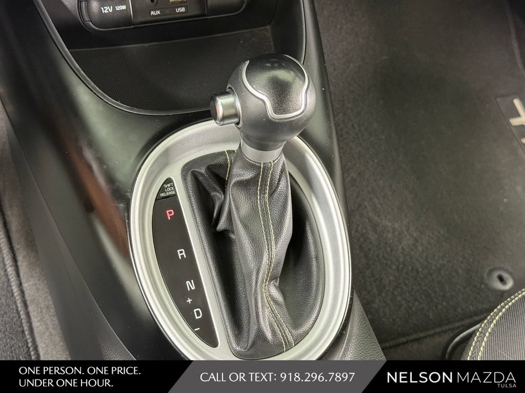 Used 2016 Kia Soul + FWD image 33