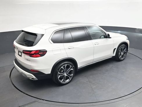 Used 2026 BMW X5 xDrive40i w/ Premium Package AWD/4WD image 24