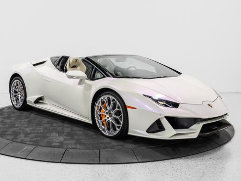 Used 2024 Lamborghini Huracan EVO AWD/4WD image 12