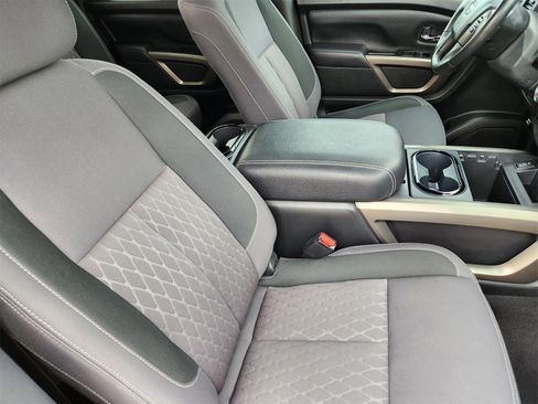 Used 2024 Nissan Titan SV w/ SV Bronze Edition Package image 23