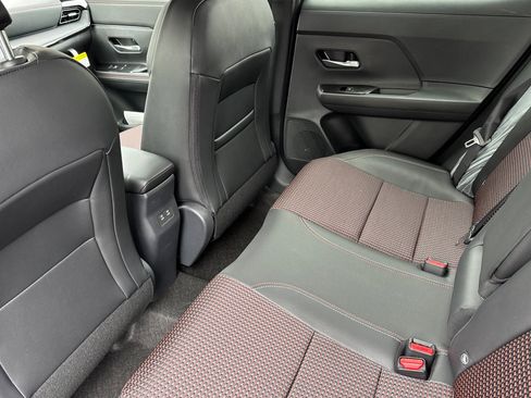 New 2026 Nissan Kicks SR image 9