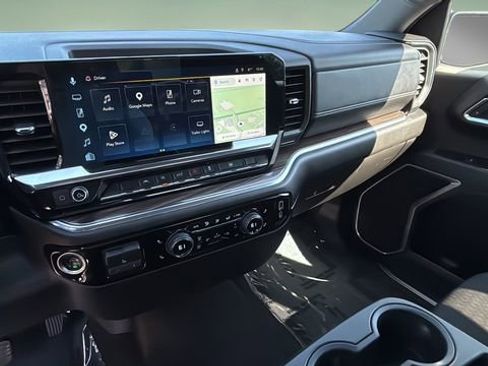 Used 2025 Chevrolet Silverado 1500 LT image 27