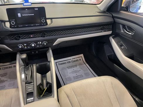 Used 2023 Honda Accord LX image 9