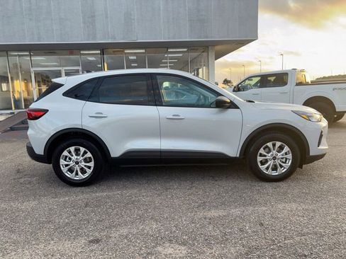 New 2026 Ford Escape Active image 4