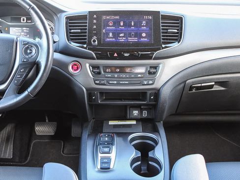 Used 2023 Honda Ridgeline RTL-E image 13