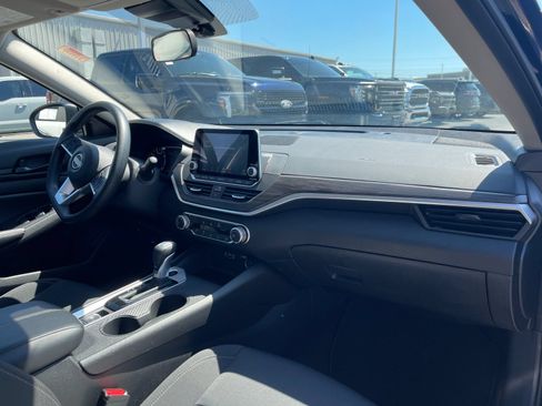 Used 2026 Nissan Altima 2.5 SV AWD/4WD image 17