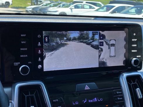 Used 2023 Kia Sorento SX Prestige w/ Panoramic Sunroof Package AWD/4WD image 16