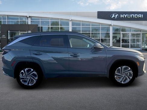 New 2026 Hyundai Tucson Limited AWD/4WD image 9