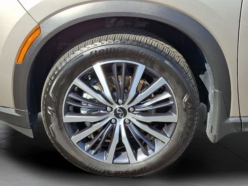 Used 2025 INFINITI QX60 Autograph w/ Cargo Package image 9