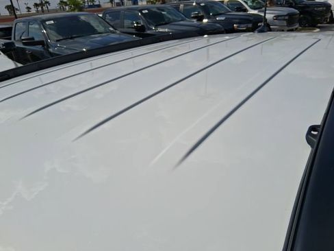 New 2026 Jeep Compass Latitude image 11