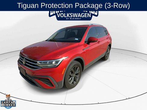 Used 2023 Volkswagen Tiguan SE FWD image 3