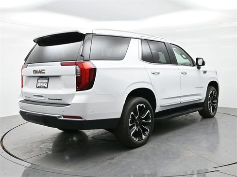 Used 2026 GMC Yukon Elevation w/ LPO, Floor Liner Package image 7