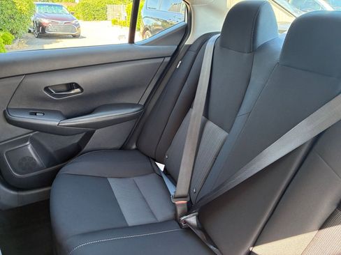 Used 2025 Nissan Sentra SV FWD image 38