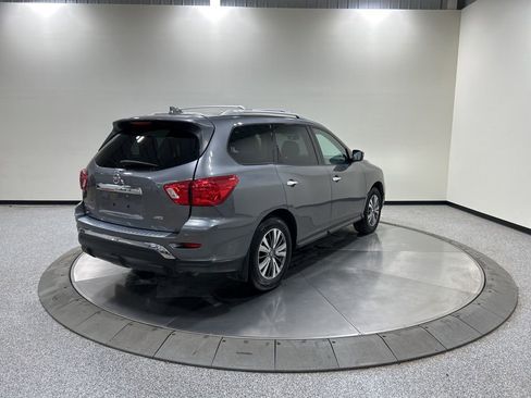 Used 2020 Nissan Pathfinder S image 5