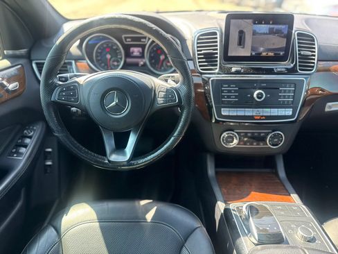 Used 2018 Mercedes-Benz GLS 450 4MATIC image 15