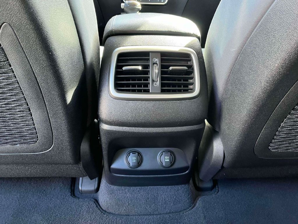 Used 2016 Kia Sorento AWD w/ LX Convenience Package image 7