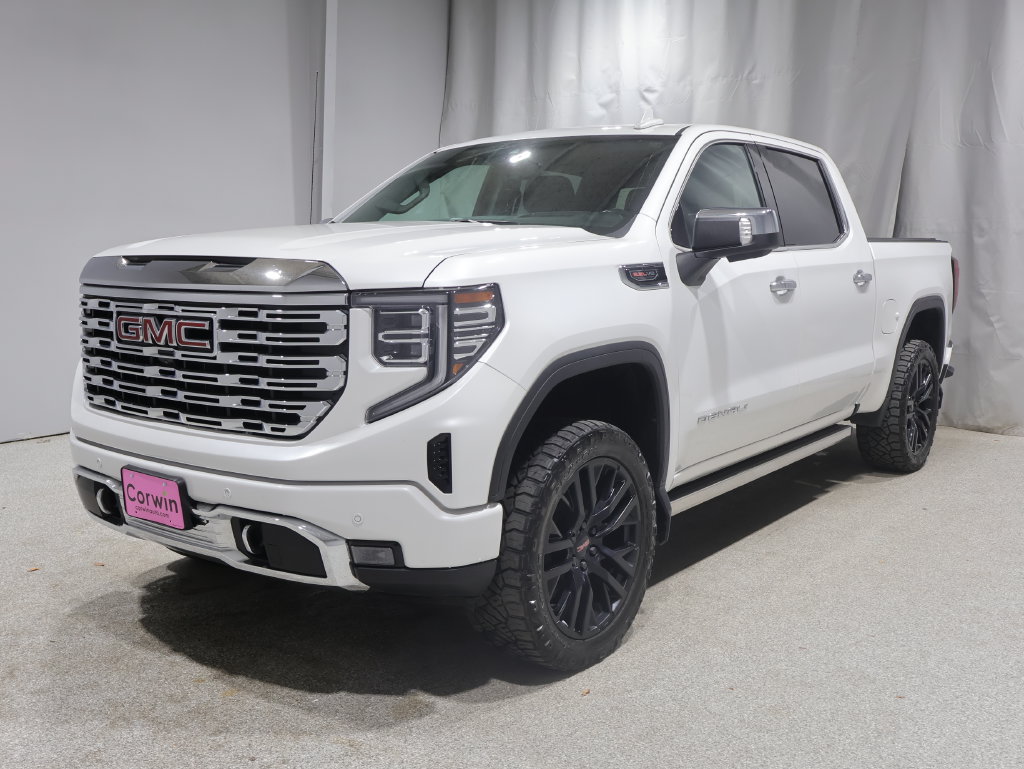 Used 2023 GMC Sierra 1500 Denali w/ Denali Reserve Package AWD/4WD image 8