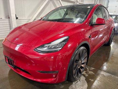 Used 2020 Tesla Model Y Performance image 1