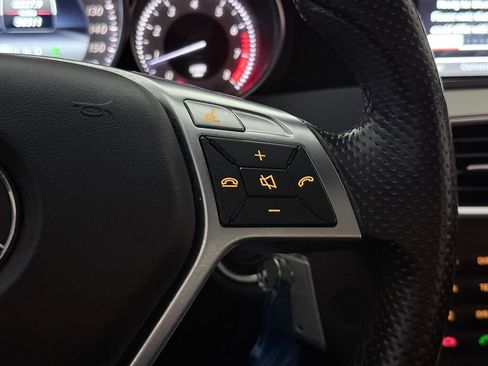 Used 2014 Mercedes-Benz C 250 Sedan image 35