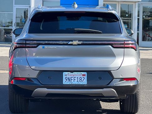 Used 2024 Chevrolet Equinox EV LT FWD image 6