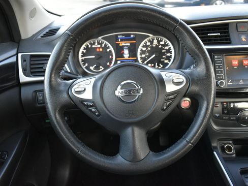 Used 2019 Nissan Sentra SV image 14