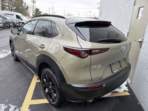 Used 2025 MAZDA CX-30 Carbon image 5