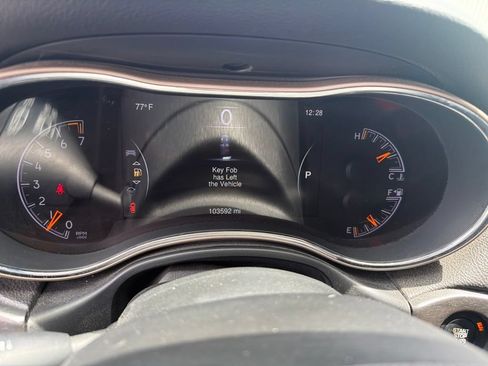 Used 2014 Jeep Grand Cherokee Altitude AWD/4WD image 10