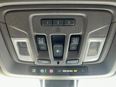 Used 2019 Chevrolet Silverado 1500 LTZ w/ LTZ Plus Package AWD/4WD image 12