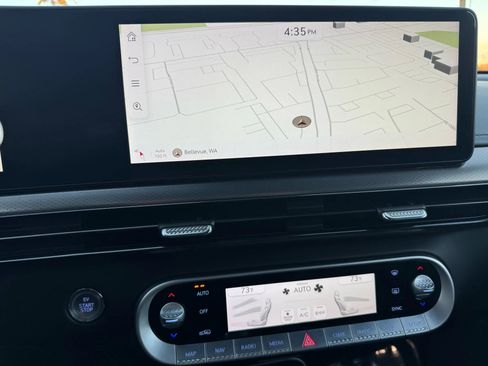 Used 2023 Genesis GV60 Performance image 37