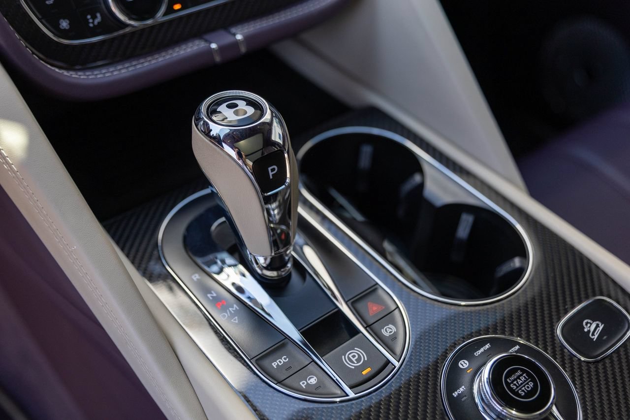 Certified 2023 Bentley Bentayga AWD/4WD image 38