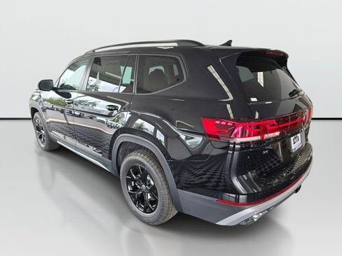 New 2026 Volkswagen Atlas Peak Edition AWD/4WD image 5